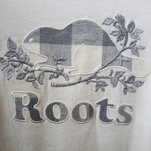 Roots Benny the Beaver long sleeve shirt sz M